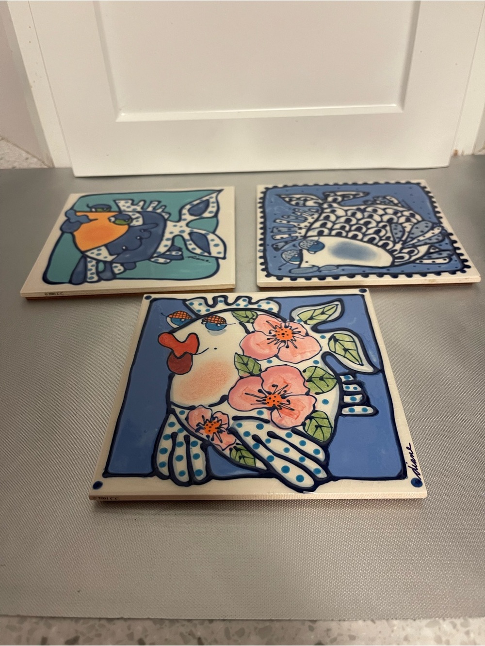 Vtg Diane Artware Hand-Painted Blue Ceramic Whimsical Fish Wall/Trivet Lot of 3